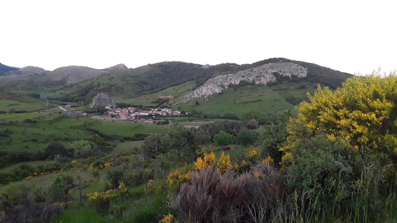 Casa Entrenidos ξενώνας Mudá Εξωτερικό φωτογραφία