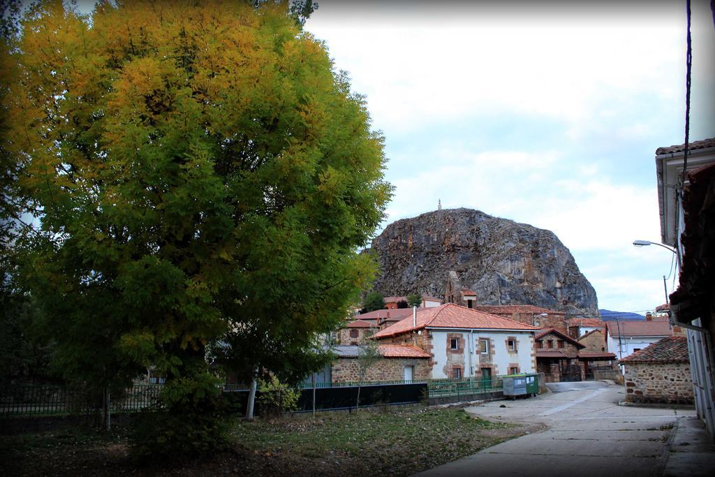 Casa Entrenidos ξενώνας Mudá Εξωτερικό φωτογραφία