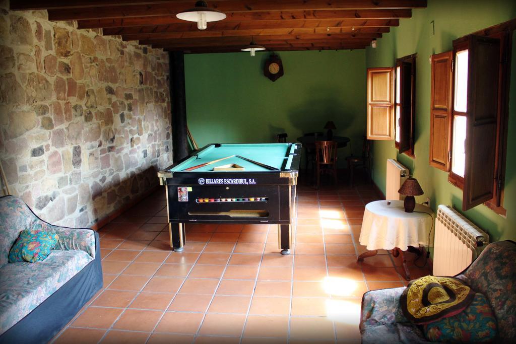 Casa Entrenidos ξενώνας Mudá Εξωτερικό φωτογραφία