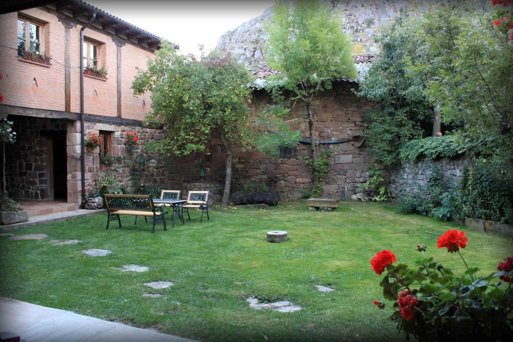 Casa Entrenidos ξενώνας Mudá Εξωτερικό φωτογραφία