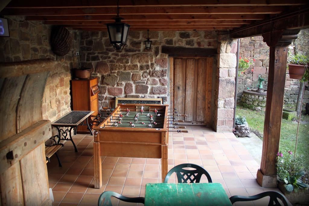 Casa Entrenidos ξενώνας Mudá Εξωτερικό φωτογραφία